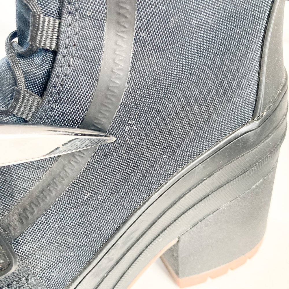 Converse Chuck Taylor All Star GR82 Extra-High Black Gum Women Platform Boot S 5 - Picture 14 of 14